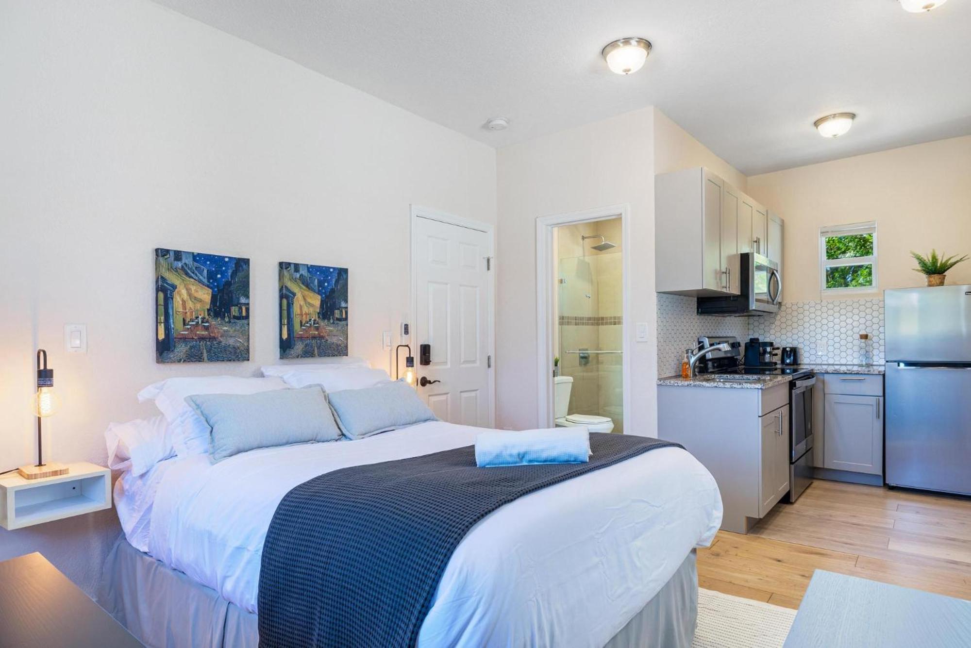 Peaceful Urban Escape Close To Las Olas & Beach Форт Лодърдейл Екстериор снимка